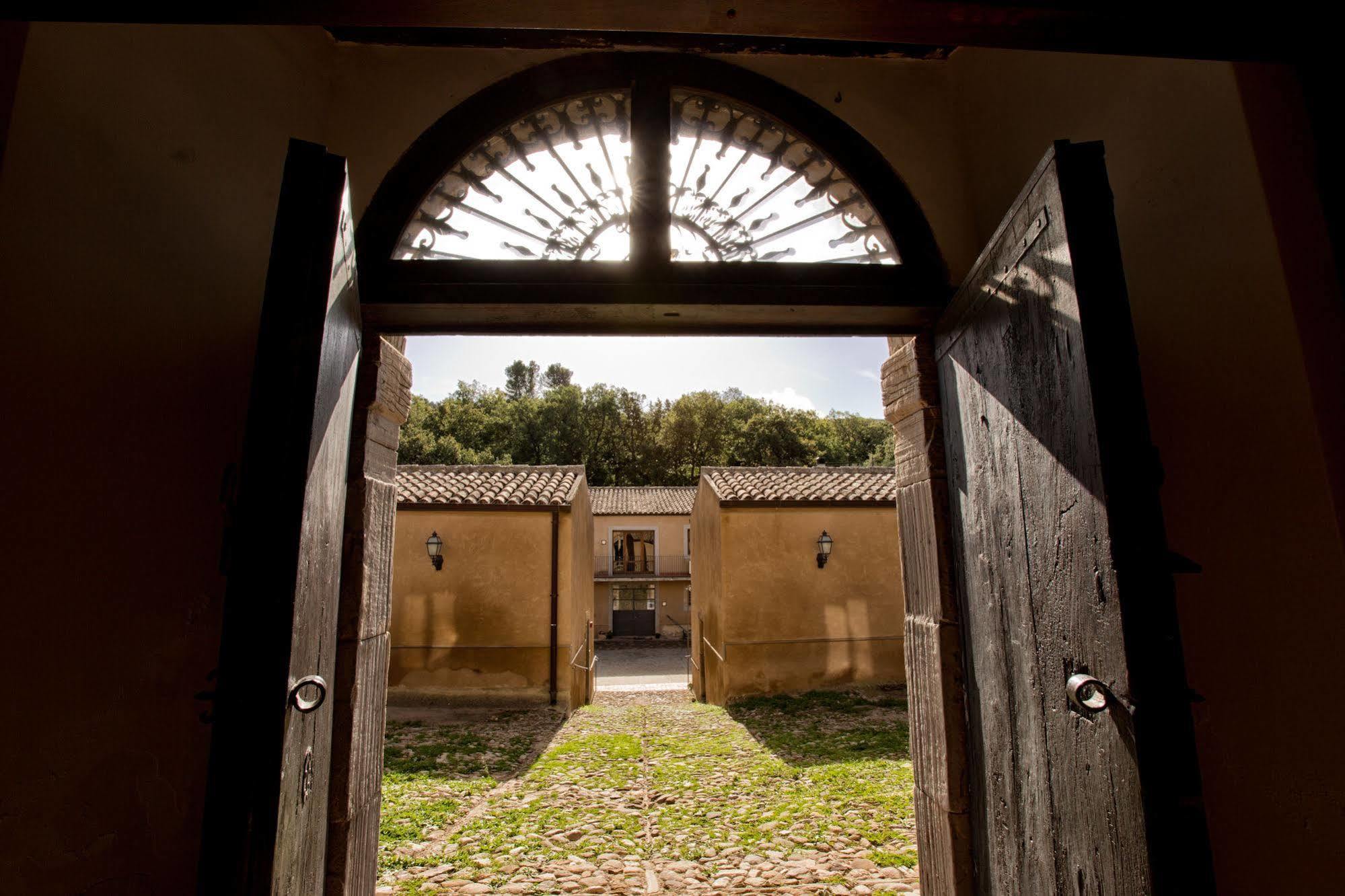 Baglio San Pietro Nicosia Exterior foto